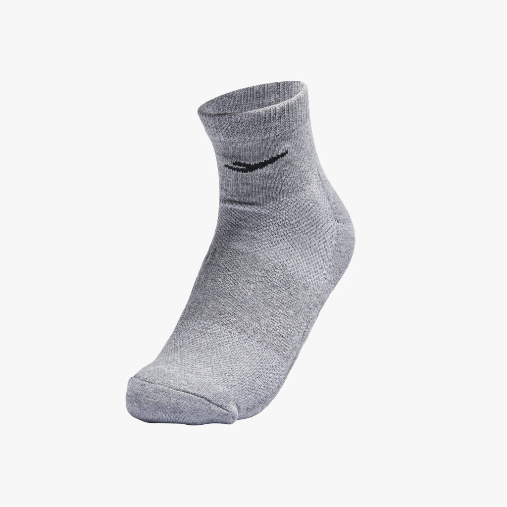 PERFORMANCE BASIC CUSHIONING SINGLE-NECK SOCKS 中性 短襪