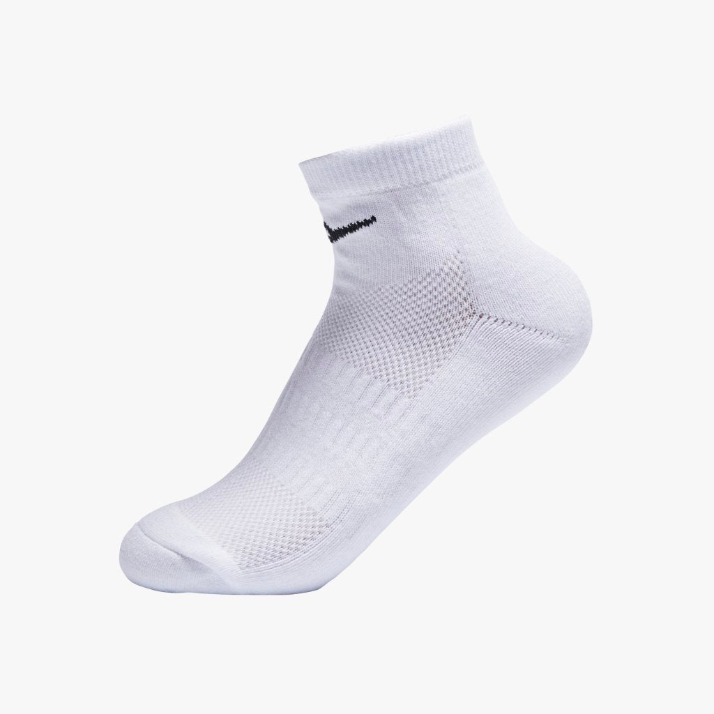 PERFORMANCE BASIC CUSHIONING SINGLE-NECK SOCKS 中性 短襪